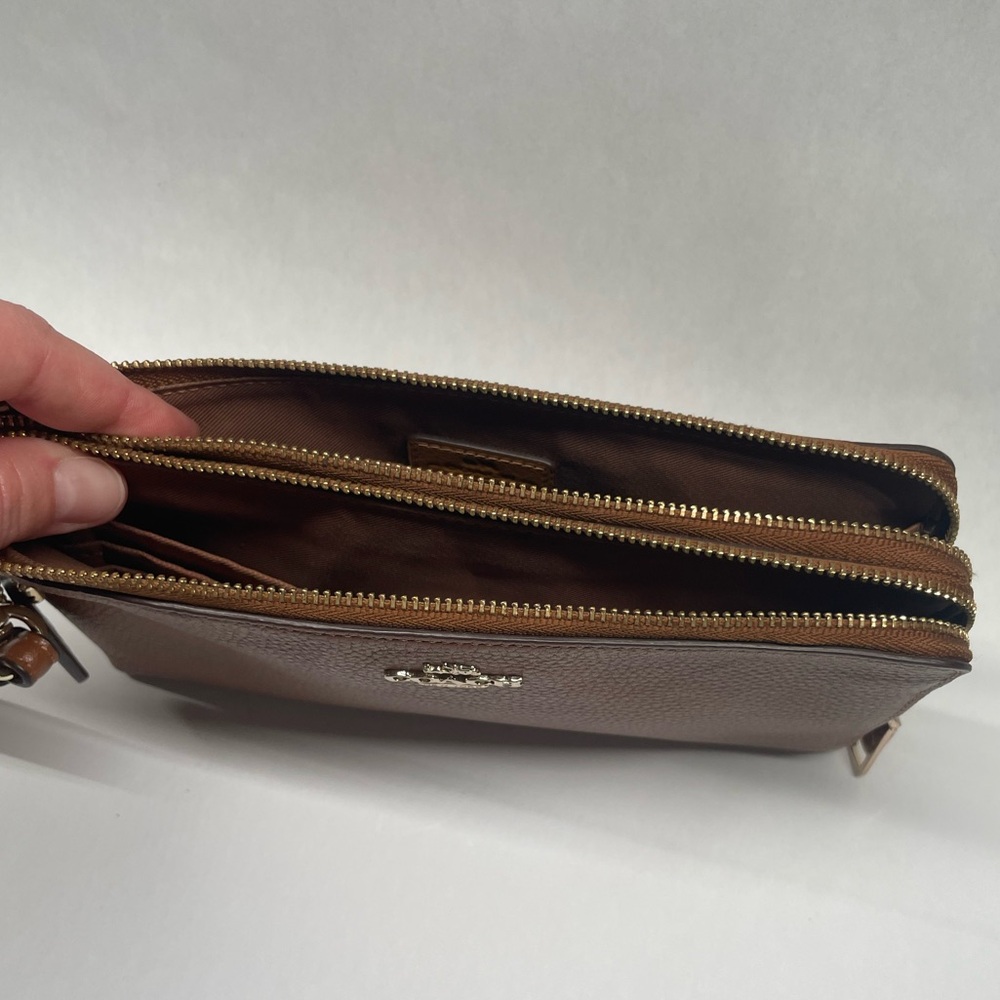 Coach Double Zip Wallet Wristlet – Chestnut Brown Pebbled Leather w/ Tags - Picture 3 of 15